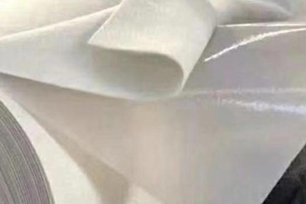 復(fù)合土工膜能否使用水泥進行粘合？  第1張