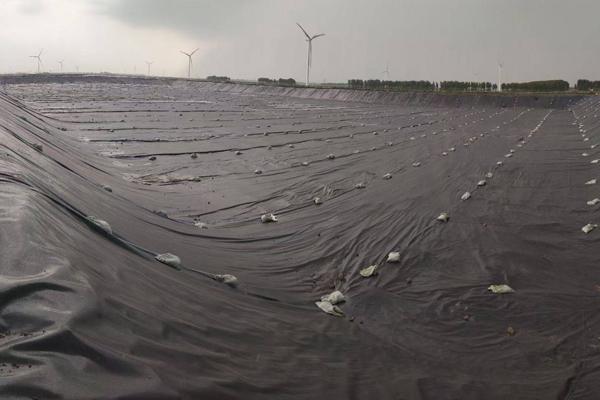 影響防滲土工膜厚度的因素有哪些? 第3張