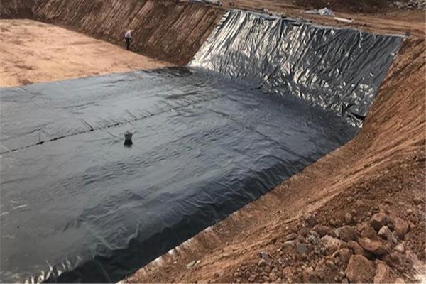 土工膜可以直接鋪在砂礫層上嗎  第1張