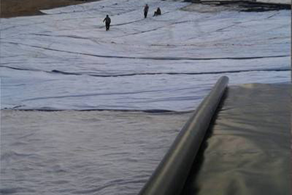 土工膜和PE管怎么連接呢? 第1張