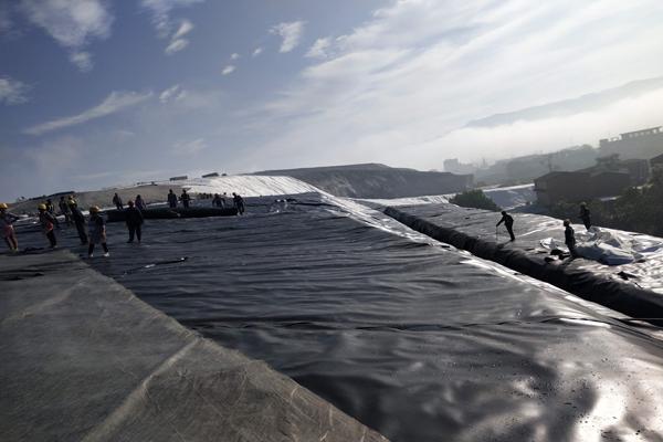 土工膜和混凝土的粘結(jié)方式有哪些 第1張